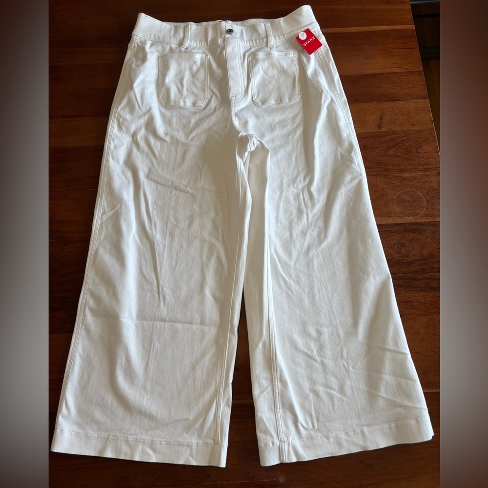 NWT SPANX Cropped Wide-Leg Jeans in White - Picture 4 of 15